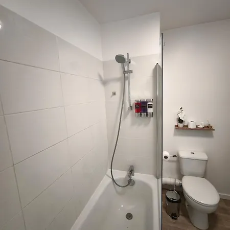 Apartment T2 Proche Terrasse Et Parking Souterrain