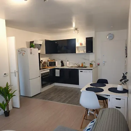 T2 Proche Terrasse Et Parking Souterrain Apartamento *